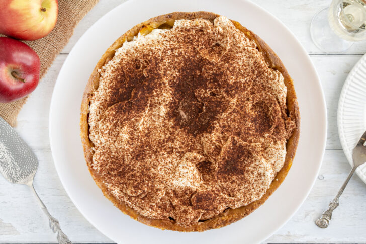Omas Apfelweinkuchen