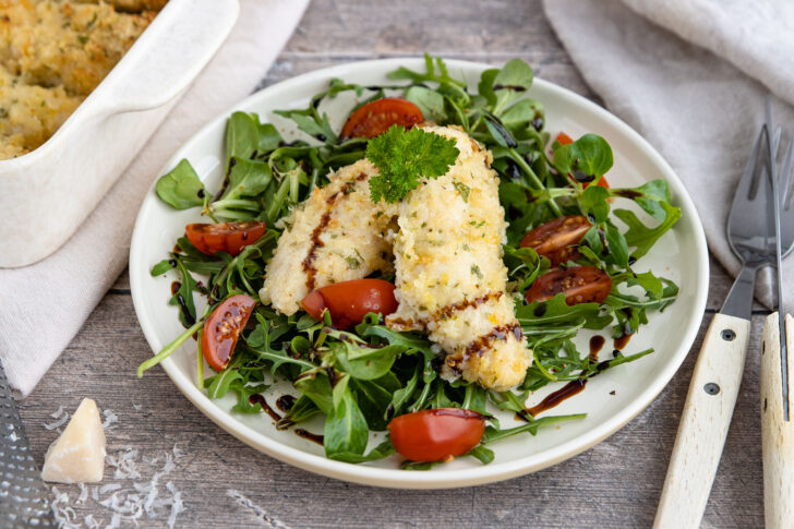 Hähnchenbrust mit Parmesan-Kruste