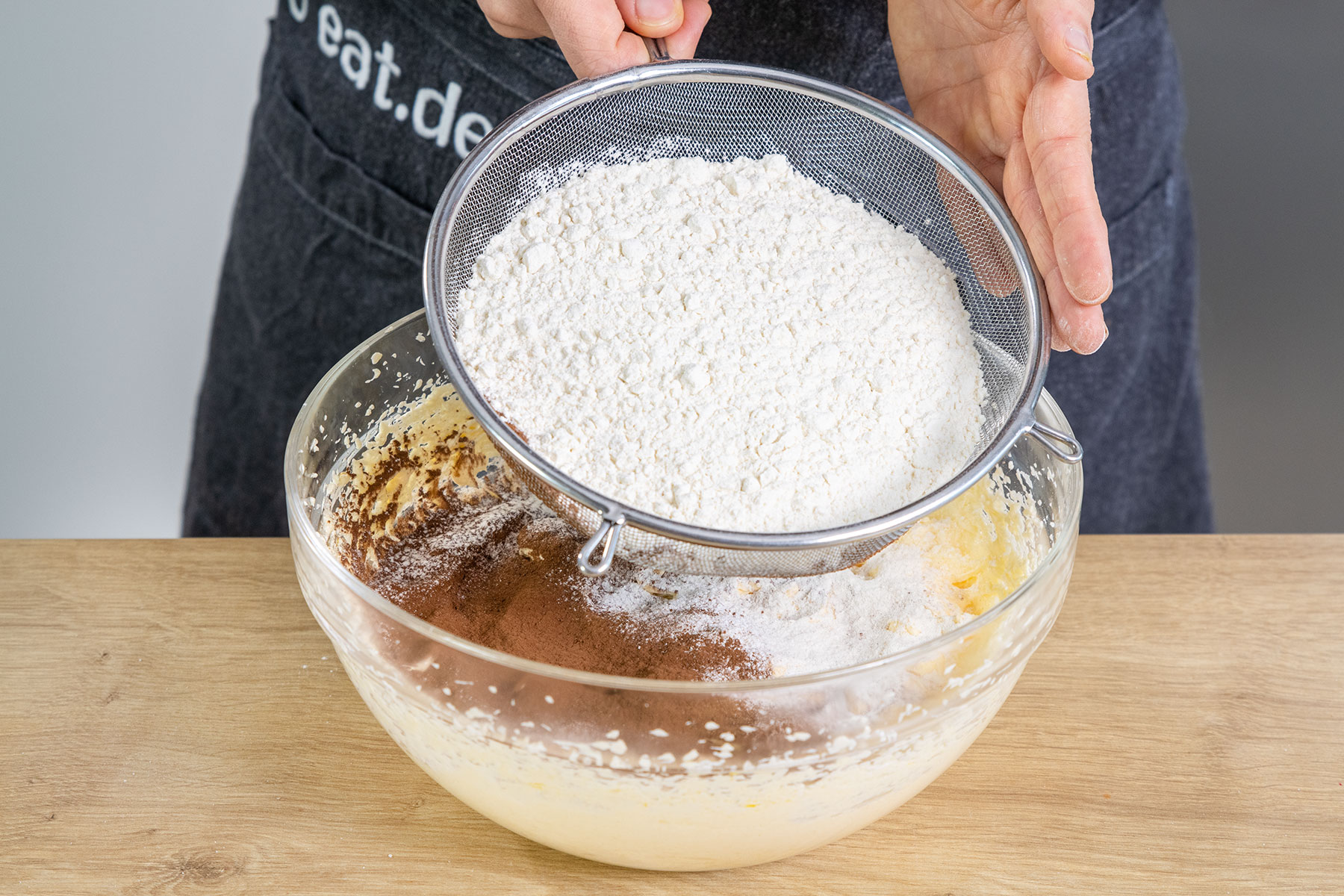 Rotweinkuchen mit Kirschen | Rezept