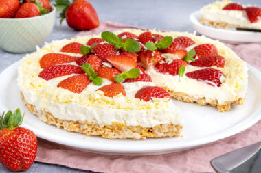 Schnelle Erdbeertorte ohne Backen
