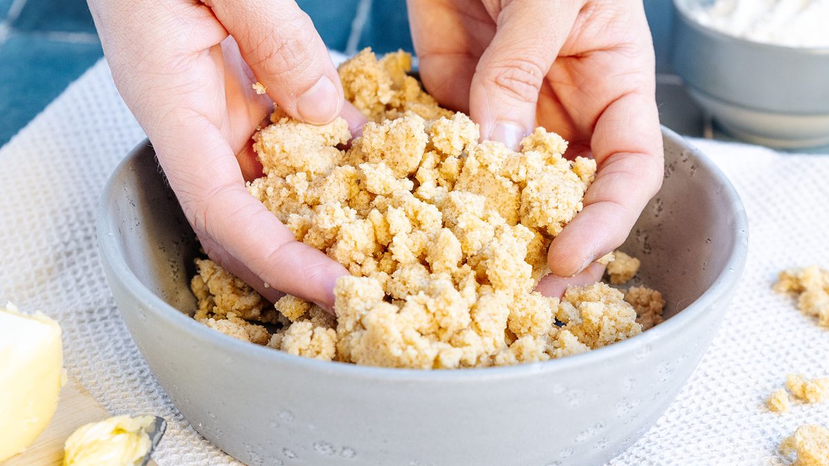 Streuselteig | Rezept - eat.de