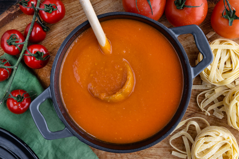 Tomatensoße aus frischen Tomaten | Rezept - eat.de