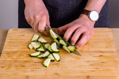 Zucchini schneiden