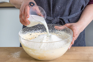 Milch dazugeben