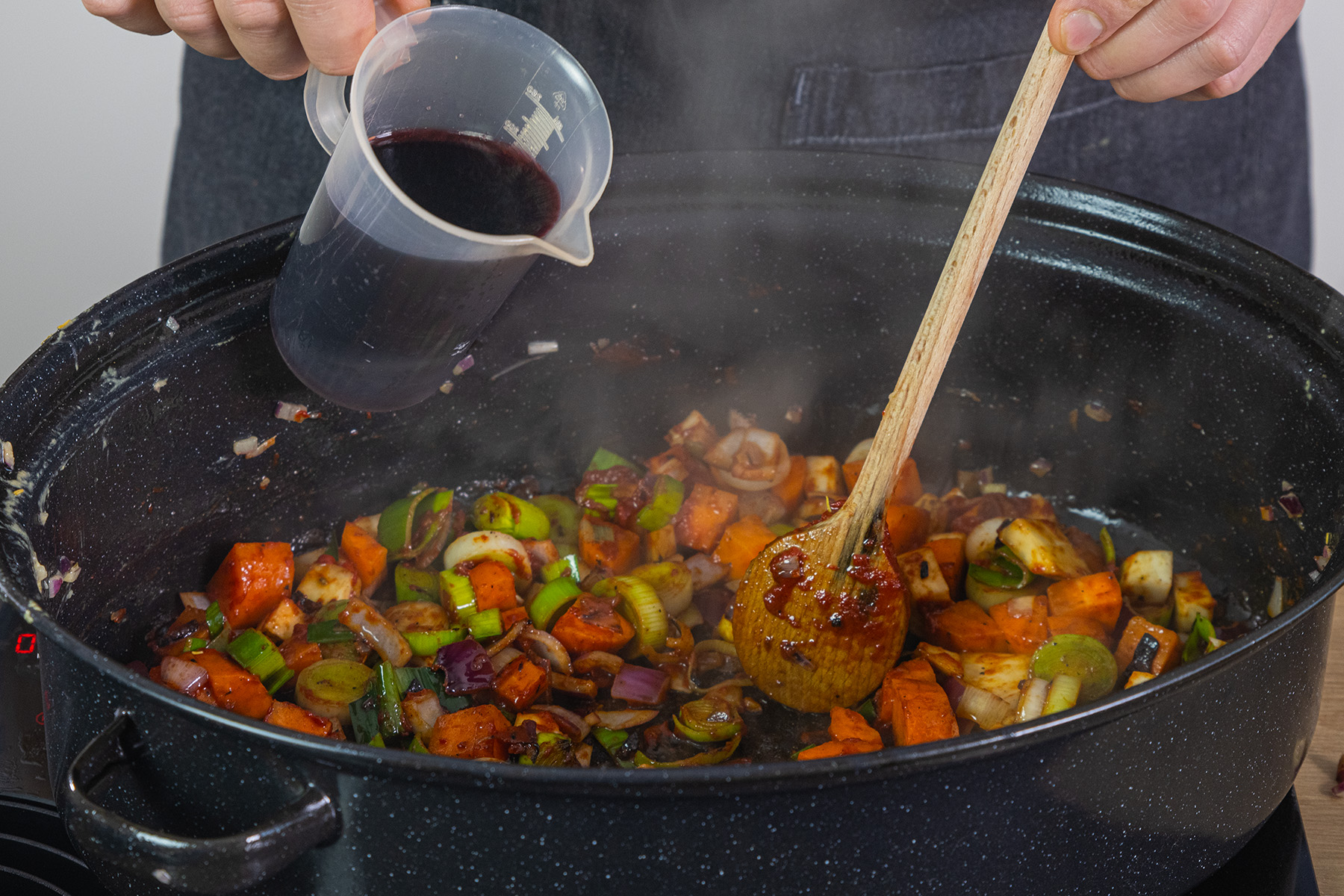 Alles mit Rotwein ablöschen