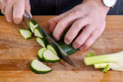 Zucchini schneiden