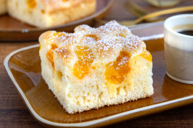 Buttermilchkuchen mit Mandarinen