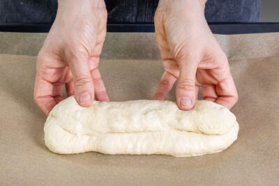 Ciabatta auf Backblech legen