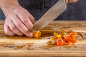 Tomaten schneiden