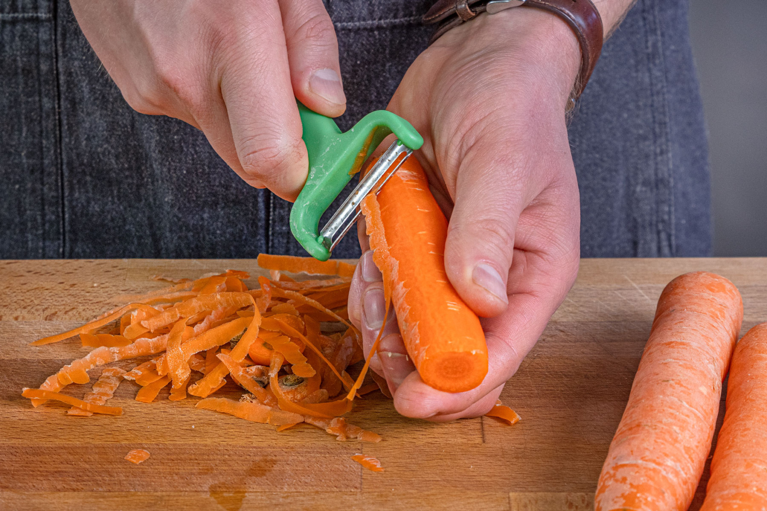 Erbsen-Möhren-Gemüse: einfach &amp; lecker | Rezept