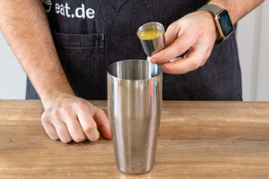 Orangensaft hinzufügen