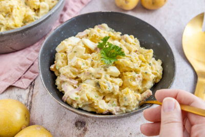 Kartoffelsalat mit Fleischsalat