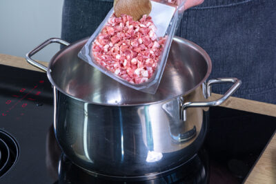 Speck im Topf auslassen