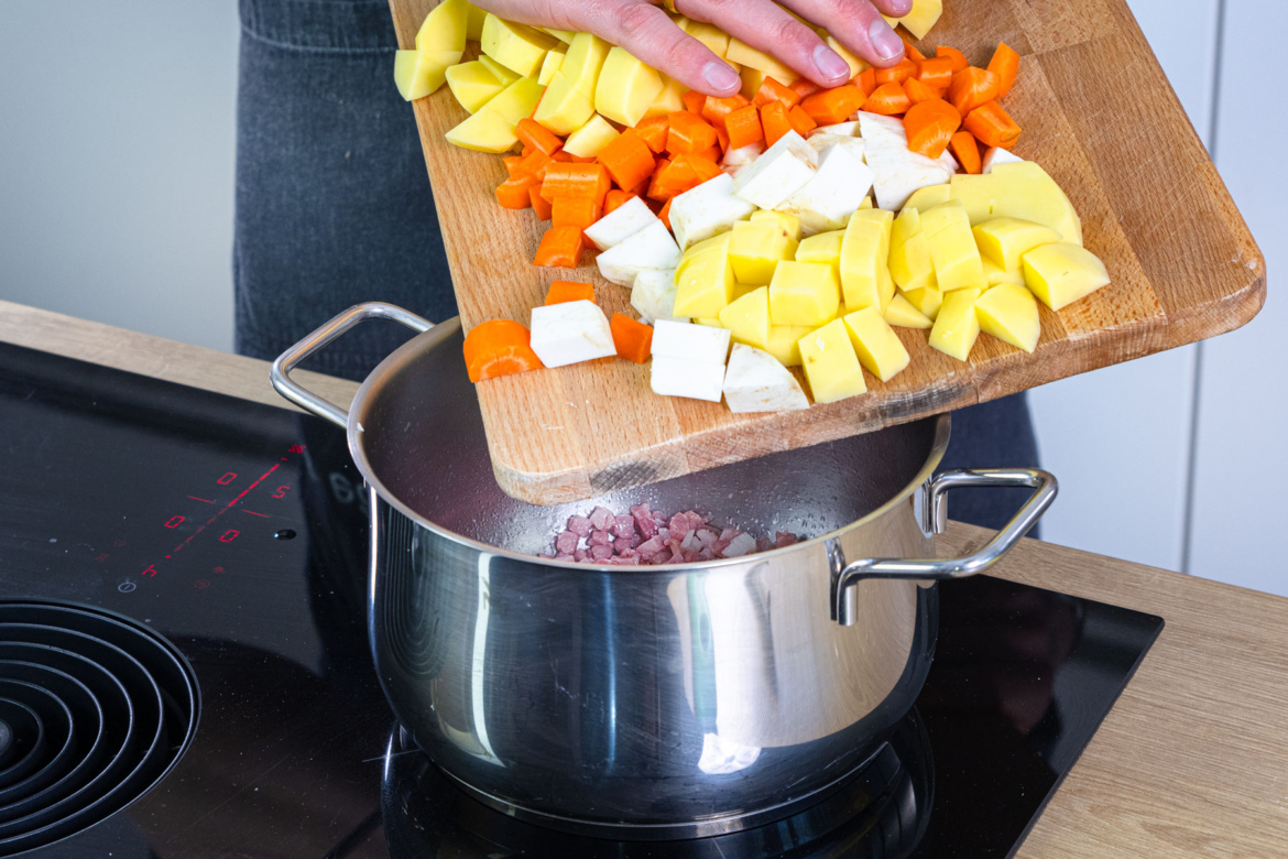 Kartoffelsuppe mit Speck | Rezept