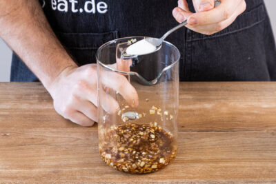 Teriyaki-Marinade zubereiten