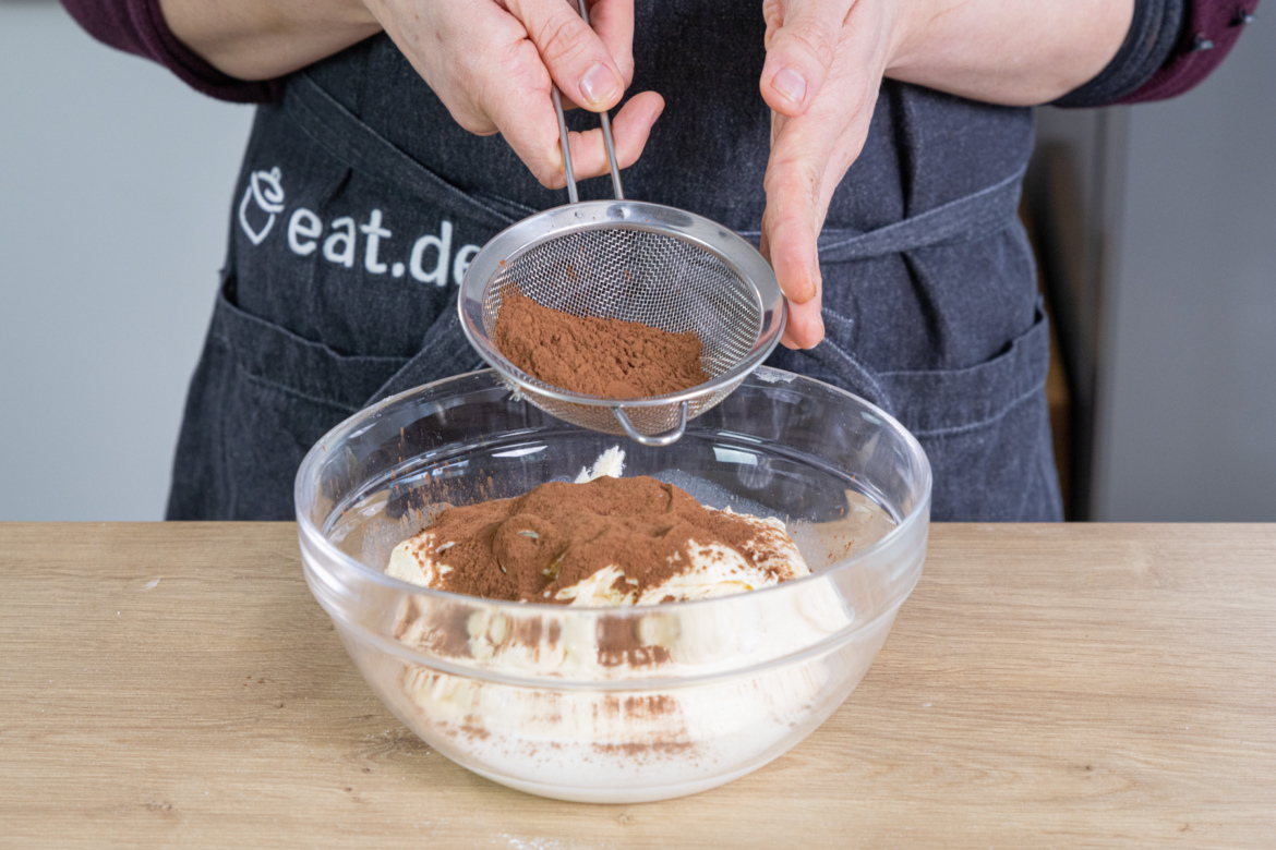 Saftiger Marmorkuchen-Gugelhupf | Rezept