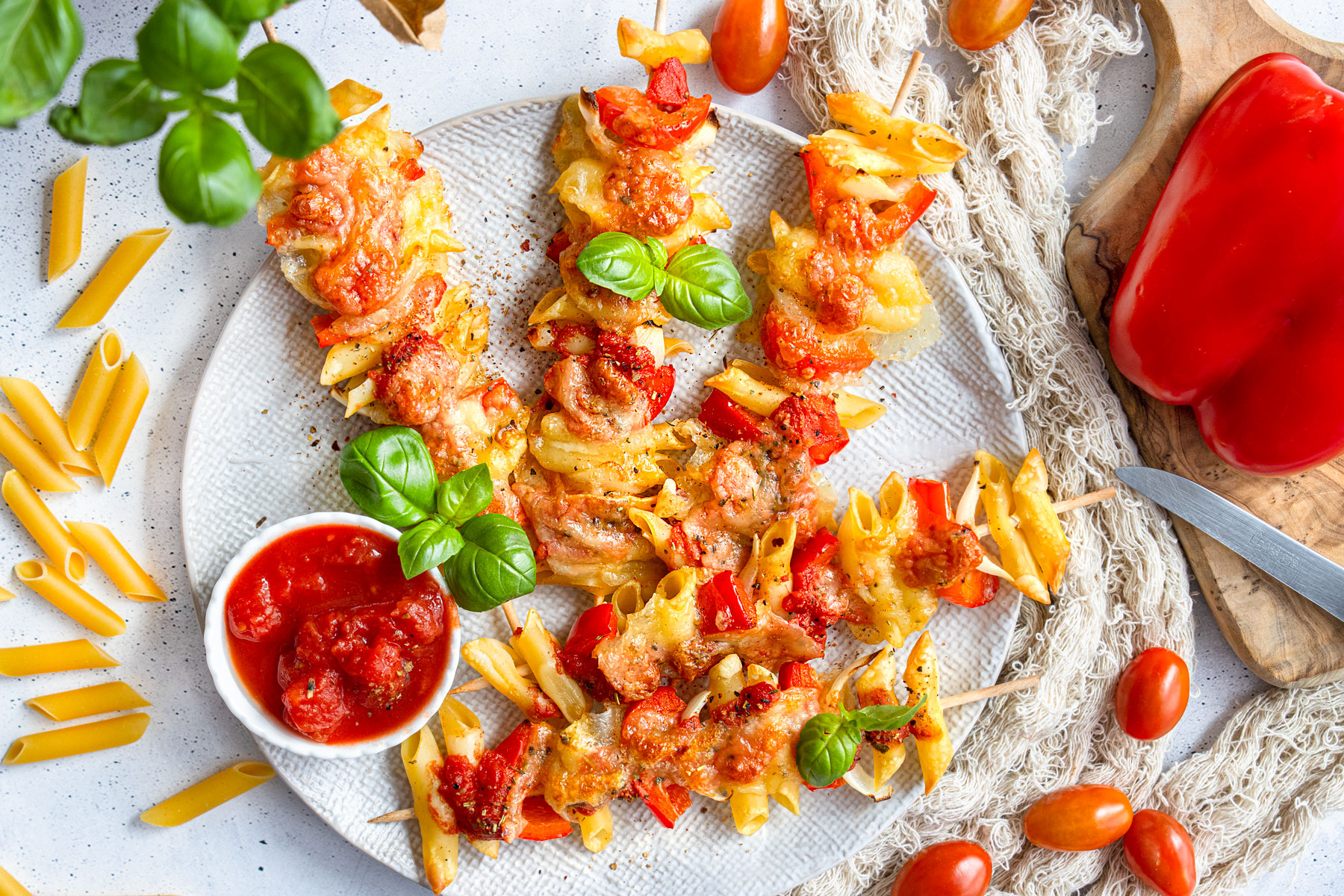 Tomaten-Mozzarella-Spieße