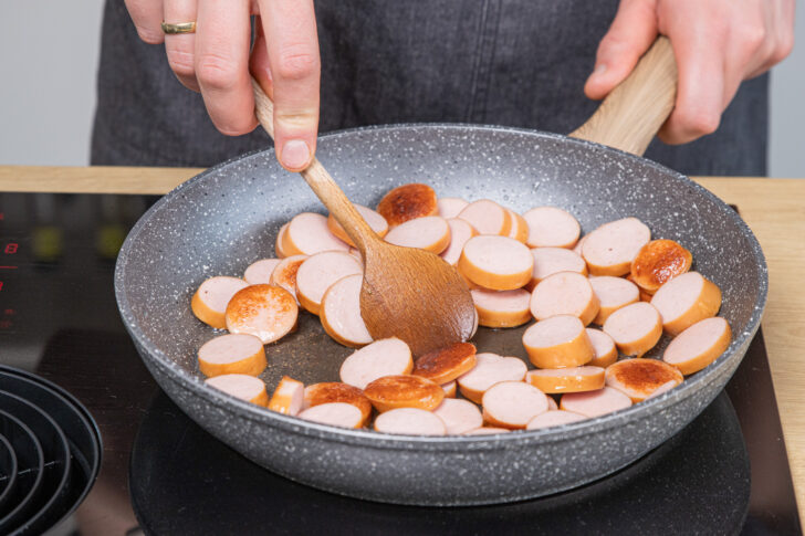 Bockwürste anbraten