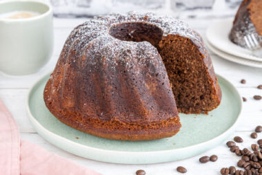 Omas saftiger Kaffeekuchen