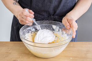 Eischnee unterheben