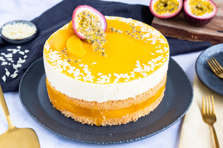 Fruchtige Pfirsich-Maracuja-Torte