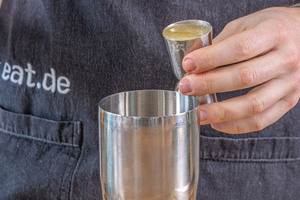 Ananassaft dazugeben