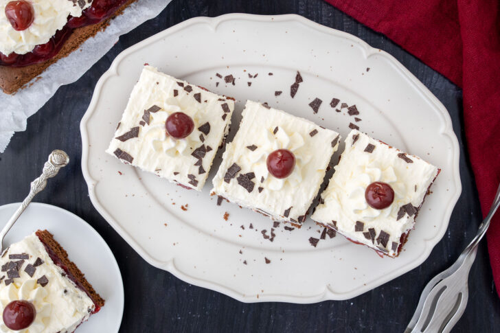 Schwarzwälder Kirschtorte vom Blech