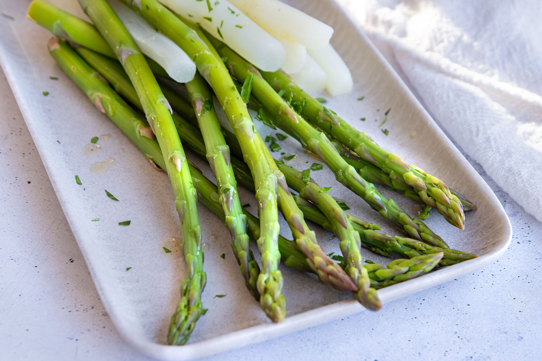 grünen Spargel richtig kochen