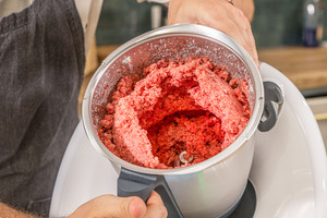 Erdbeeren pürieren