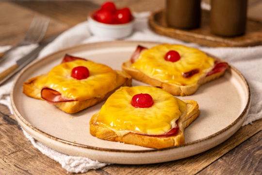 Tost Hawaii