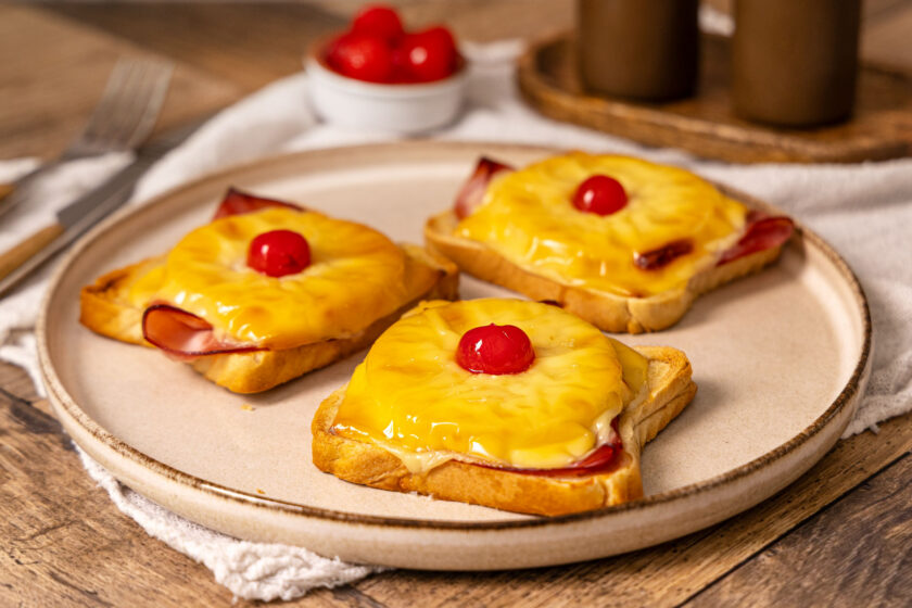 Tost Hawaii