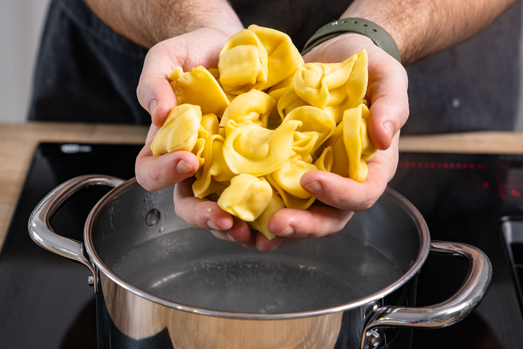 Tortellini kochen