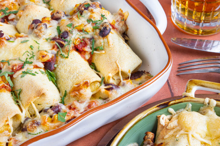 überbackene Enchiladas mit Hackfleisch