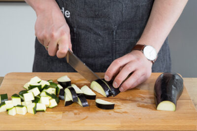 Zucchini klein schneiden