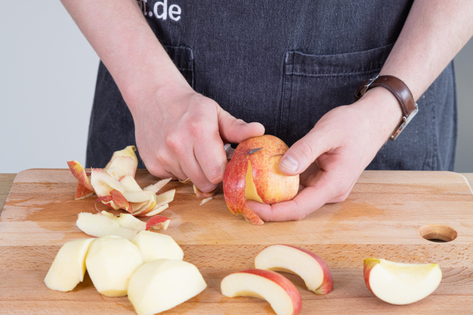 Eierpfannkuchen mit Apfel | Rezept- eat.de
