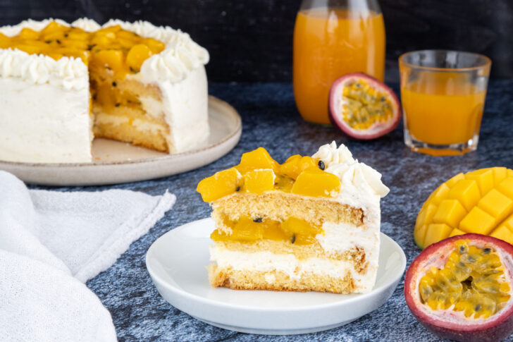 Fruchtige Mango-Maracuja-Torte