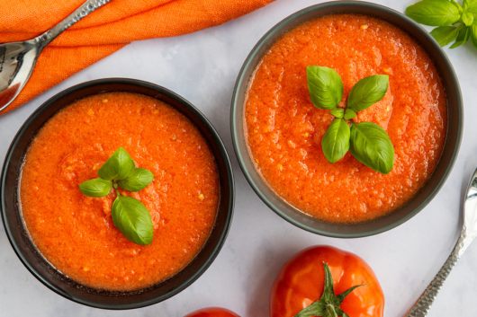 Kalte Tomatensuppe | Rezept
