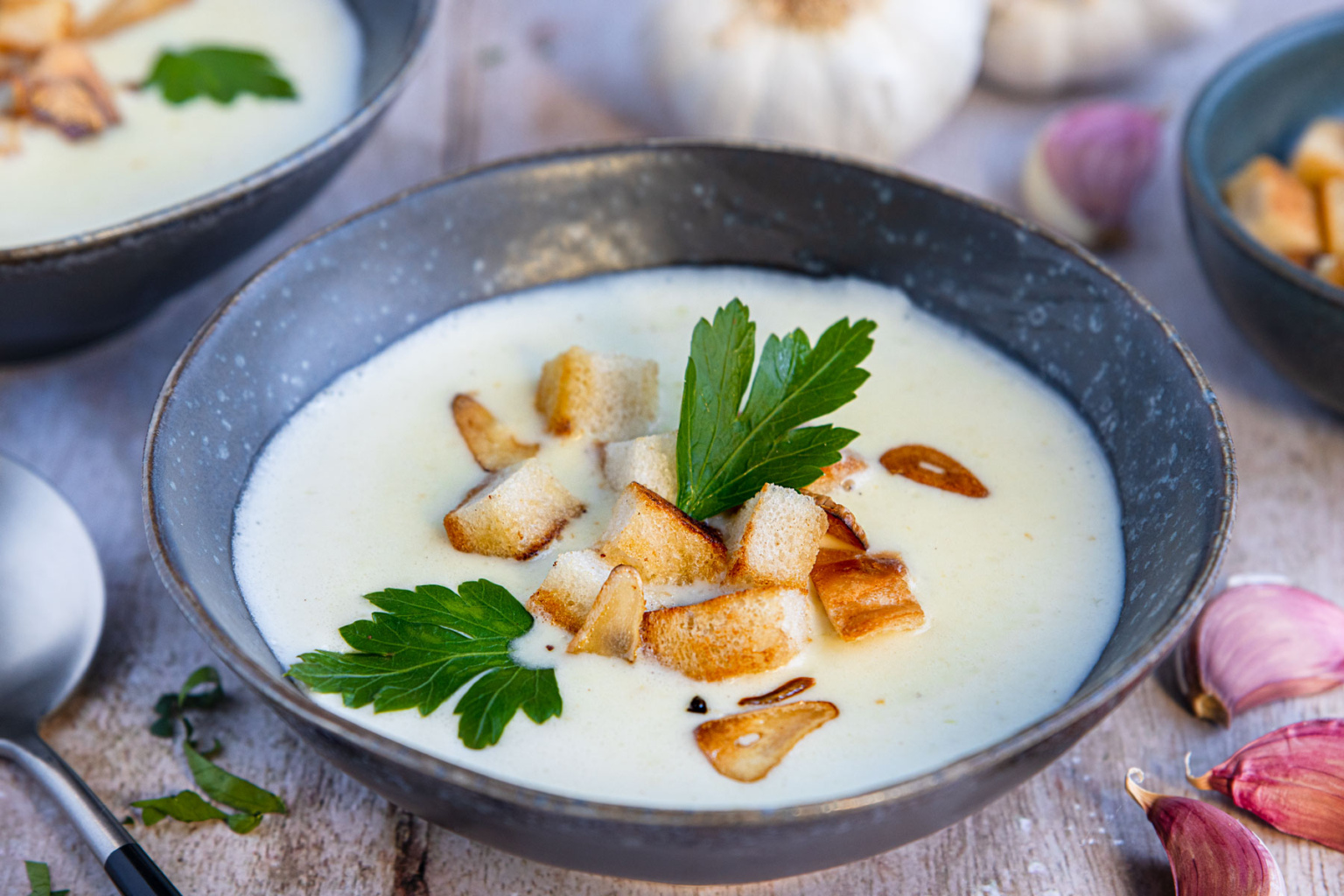 Original Knoblauchsuppe | Rezept - eat.de