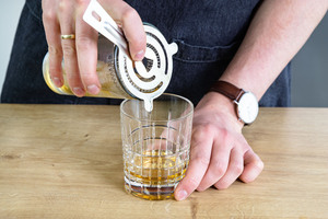 Old Fashioned eingießen