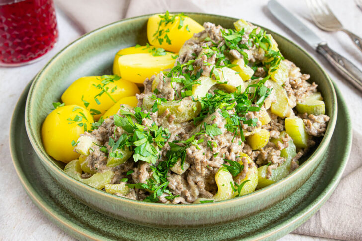 Schmorgurken mit Hackfleisch
