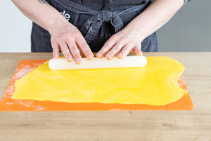 Fondant ausrollen
