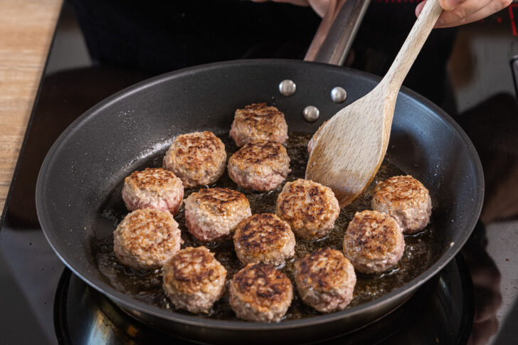Köttbullar anbraten