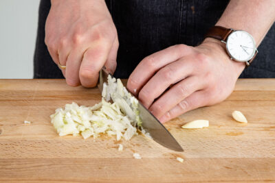 Zwiebel & Knoblauch schneiden