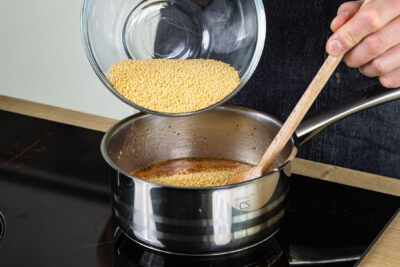 Couscous dazgeben