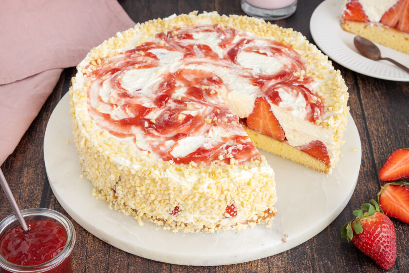 Erdbeer-Quark-Torte
