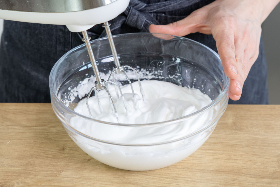 Cremige Erdbeertorte mit Mascarpone | Rezept