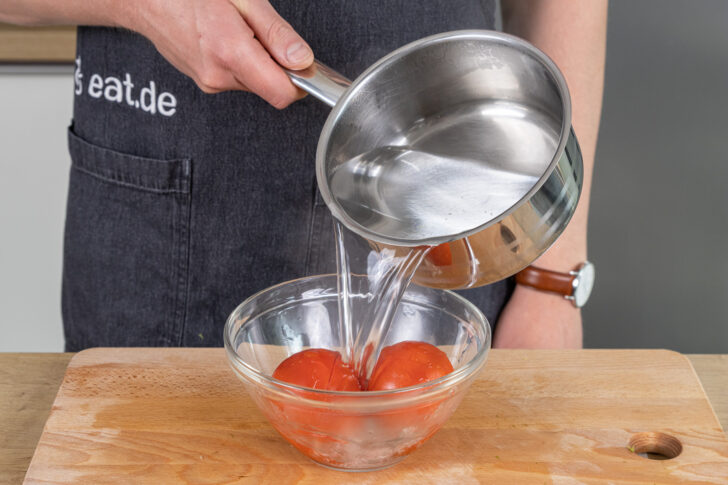 Tomaten blanchieren