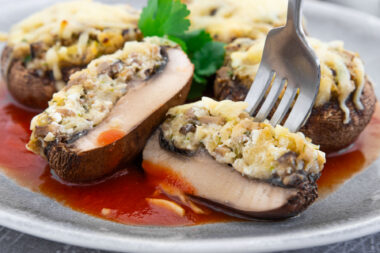 Gefüllte Champignons mit Feta.