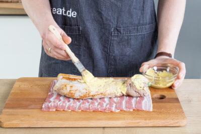 Schweinefilet einreiben