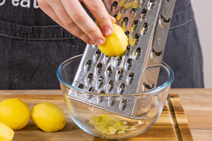 Kartoffeln raspeln